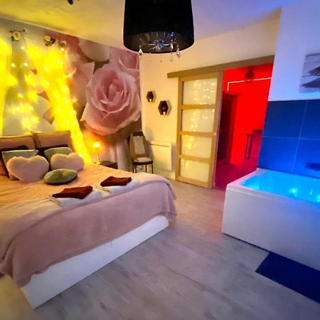 Cosy & Spa Appartement Luxe Jacuzzi Sauna Suite Cristal อาวีญง ภายนอก รูปภาพ