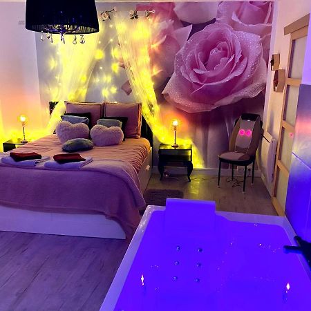 Cosy & Spa Appartement Luxe Jacuzzi Sauna Suite Cristal อาวีญง ภายนอก รูปภาพ