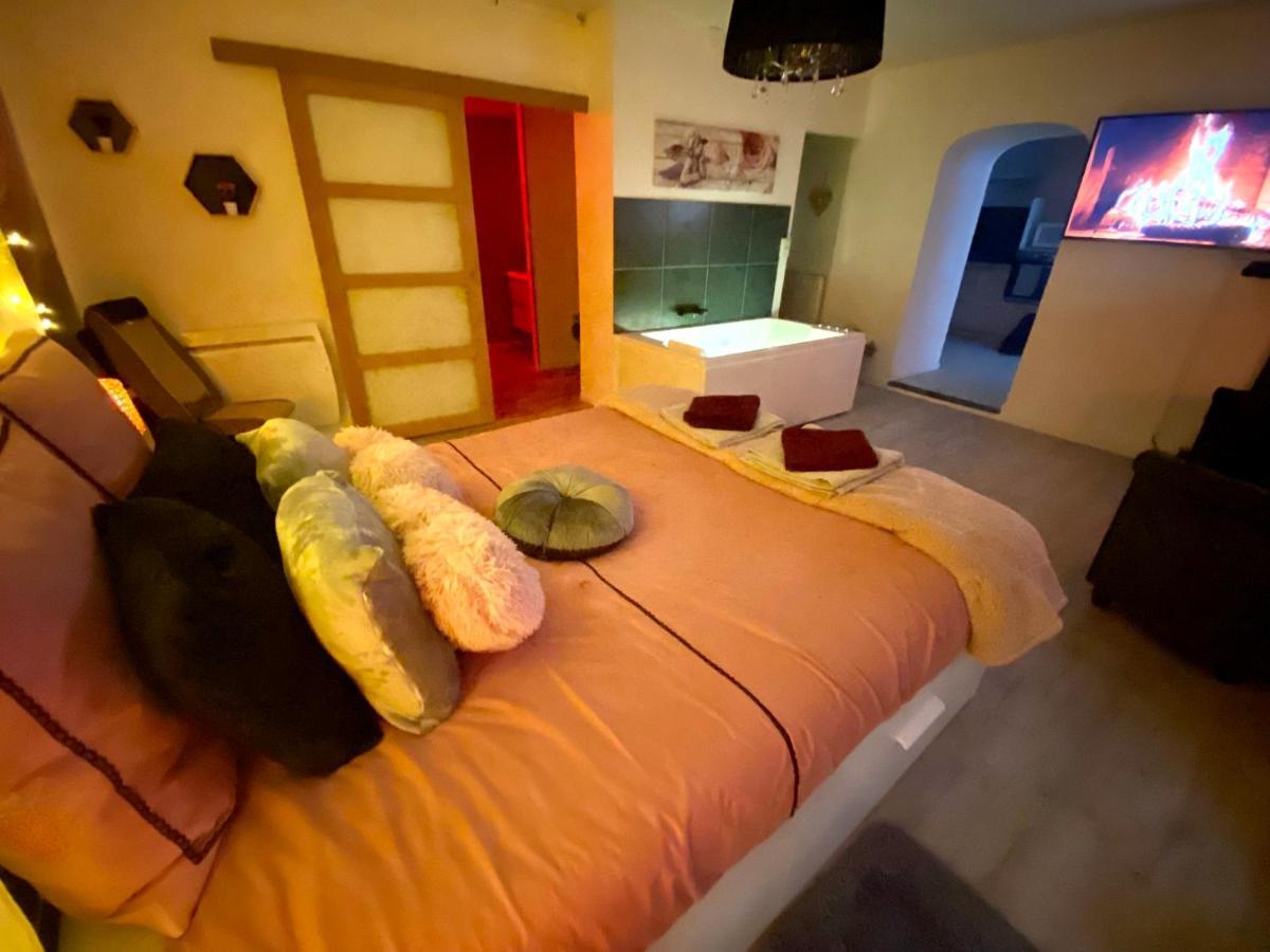 Cosy & Spa Appartement Luxe Jacuzzi Sauna Suite Cristal อาวีญง ภายนอก รูปภาพ